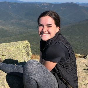 Meet your Posher, Caroline
